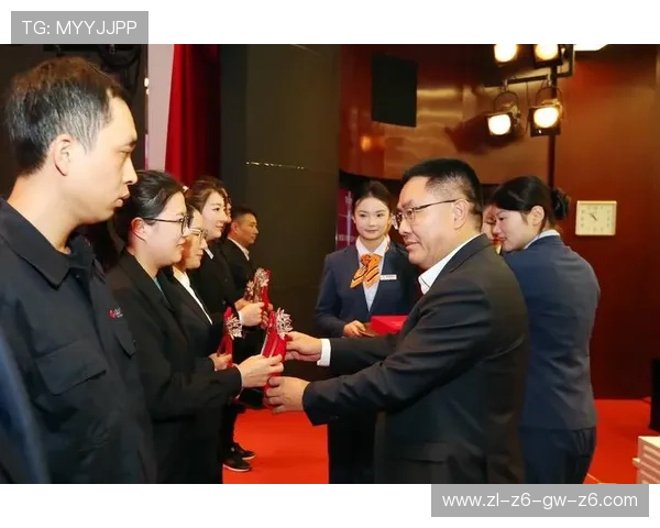 Z6尊龙真人国际客户服务体系揭秘：全天候专业支持确保玩家无忧体验